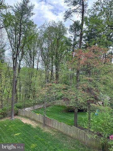 510 WALKER ST SW, Vienna, VA 22180