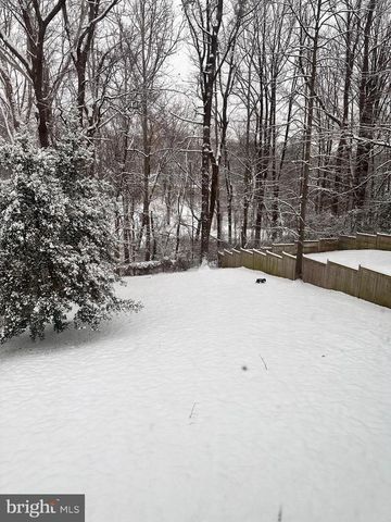 510 WALKER ST SW, Vienna, VA 22180