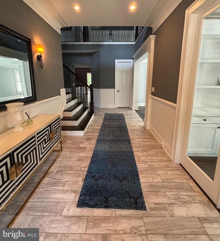 510 WALKER ST SW, Vienna, VA 22180