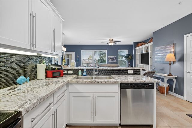 28 Sandollar C2, Rockport, TX 78382