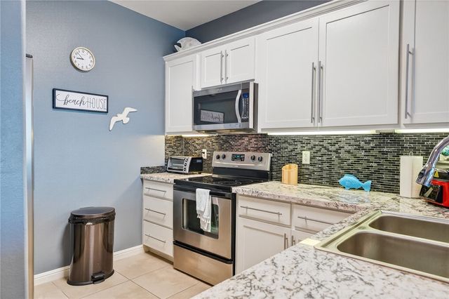 28 Sandollar C2, Rockport, TX 78382