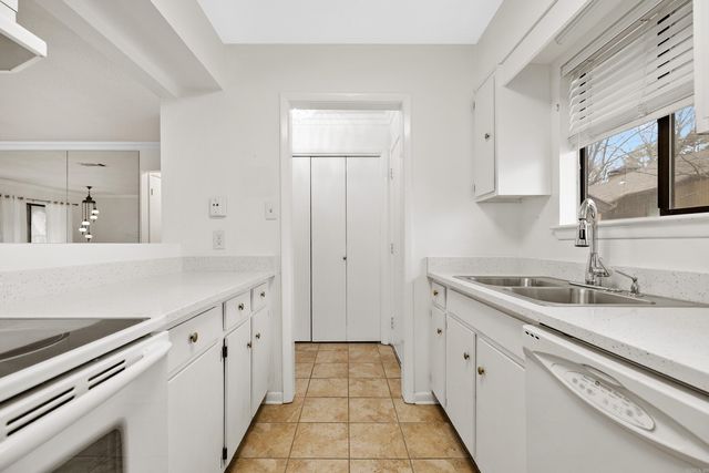 500 Green Mountain Circle, Little Rock, AR 72211