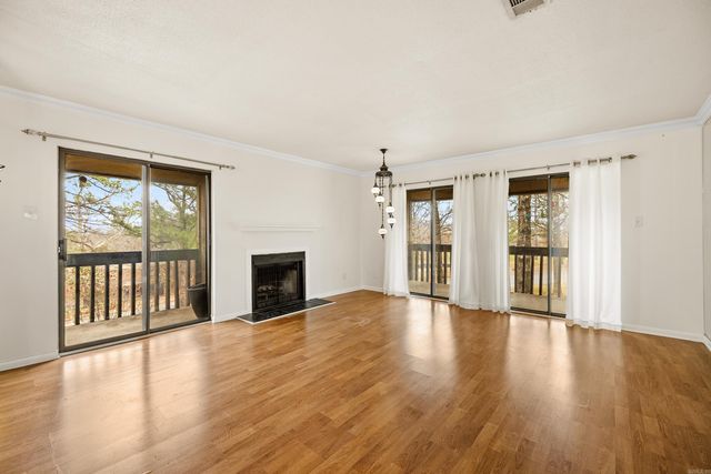 500 Green Mountain Circle, Little Rock, AR 72211