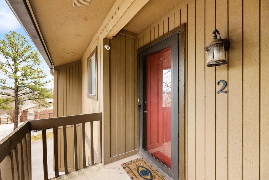 500 Green Mountain Circle, Little Rock, AR 72211