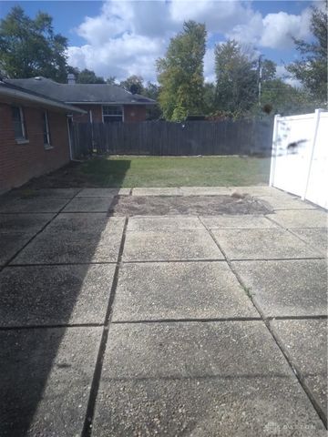 512 N Sherry Drive, Dayton, OH 45426