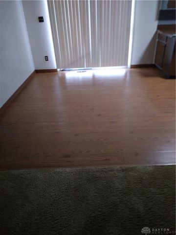 512 N Sherry Drive, Dayton, OH 45426