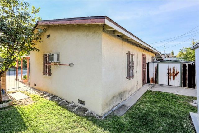11474 Gladstone, Sylmar, CA 91342