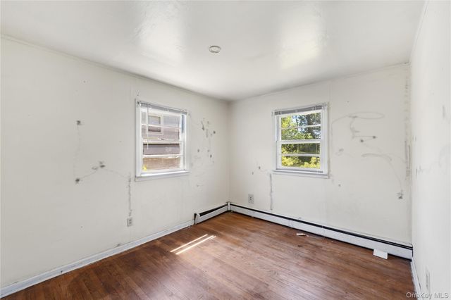 22 N Lawrence Avenue, Elmsford, NY 10523