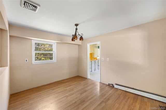 22 N Lawrence Avenue, Elmsford, NY 10523