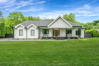 57 Varsity Boulevard, East Setauket, NY 11733