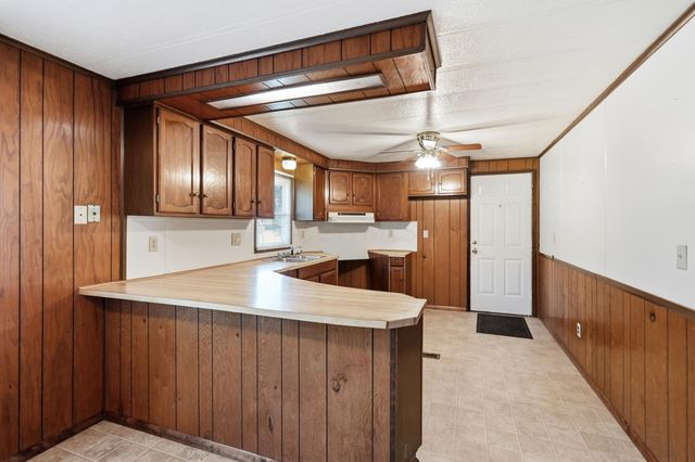 4748 Walker Street, Springfield, OH 45505