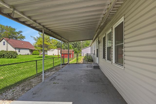 4748 Walker Street, Springfield, OH 45505