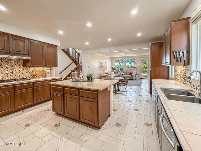 4224 Shawnee Street, Moorpark, CA 93021