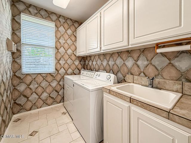 4224 Shawnee Street, Moorpark, CA 93021