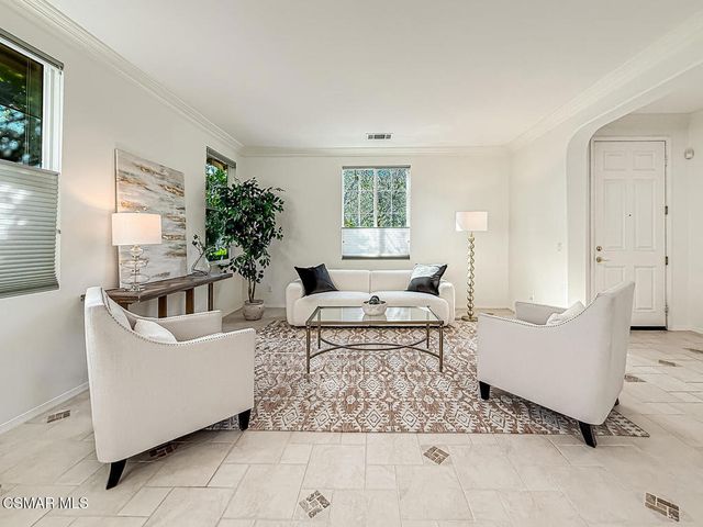 4224 Shawnee Street, Moorpark, CA 93021