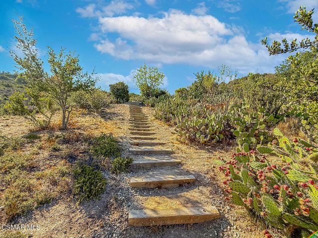 4224 Shawnee Street, Moorpark, CA 93021