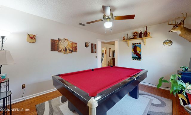 2435 RANGE LINE Road, Middleburg, FL 32068