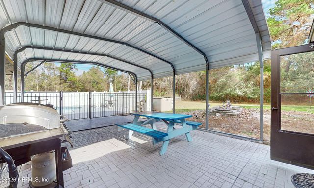 2435 RANGE LINE Road, Middleburg, FL 32068