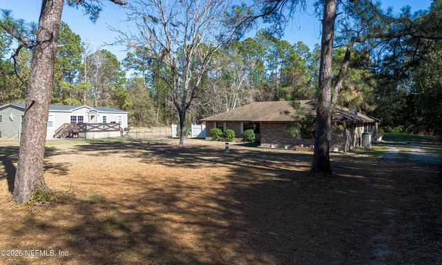 2435 RANGE LINE Road, Middleburg, FL 32068
