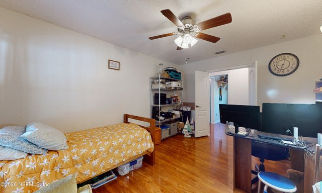 2435 RANGE LINE Road, Middleburg, FL 32068