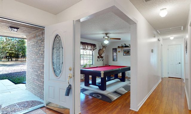 2435 RANGE LINE Road, Middleburg, FL 32068