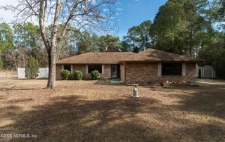 2435 RANGE LINE Road, Middleburg, FL 32068