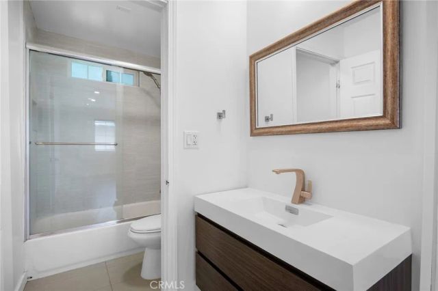 2359 Mira Vista Avenue F, Montrose, CA 91020