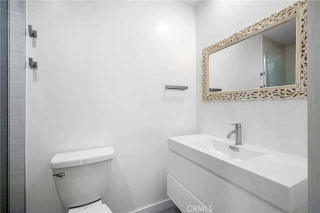 2359 Mira Vista Avenue F, Montrose, CA 91020