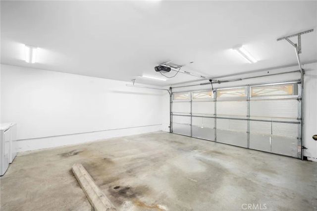 2359 Mira Vista Avenue F, Montrose, CA 91020