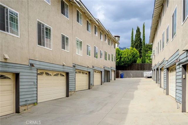 2359 Mira Vista Avenue F, Montrose, CA 91020