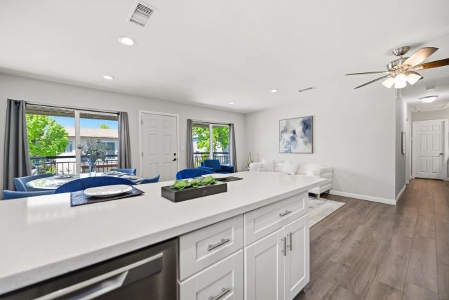 13884 Via Rimini, San Diego, CA 92129