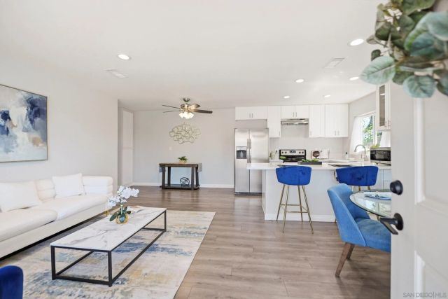 13884 Via Rimini, San Diego, CA 92129
