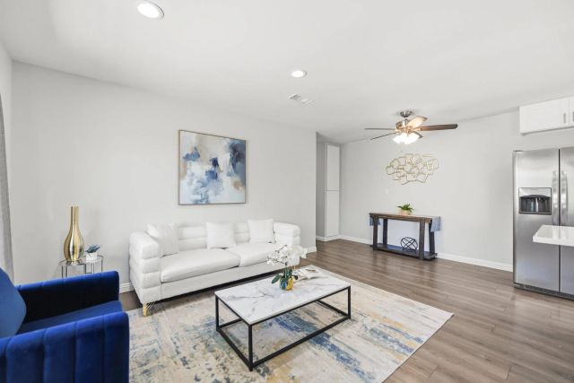 13884 Via Rimini, San Diego, CA 92129