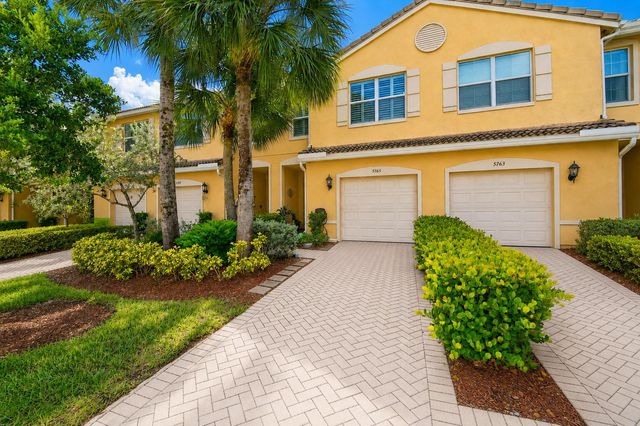 5765 Monterra Club Drive, Lake Worth, FL 33463