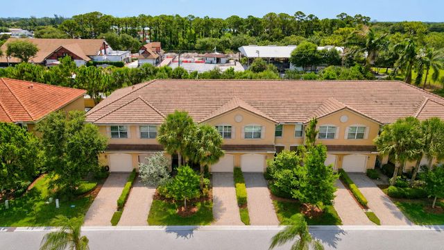 5765 Monterra Club Drive, Lake Worth, FL 33463