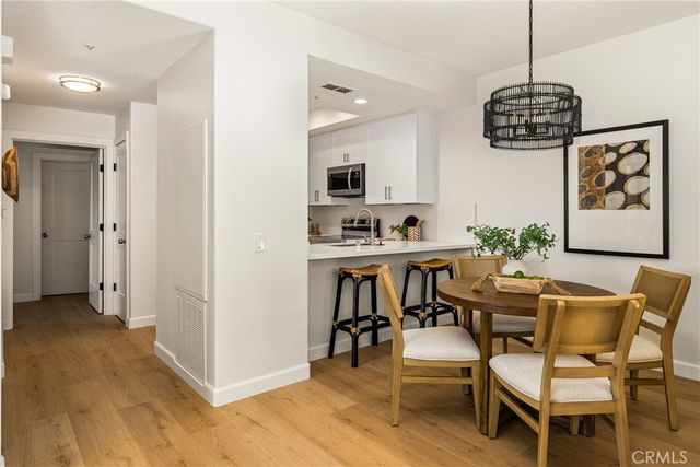2960 Champion Way 2301, Tustin, CA 92782