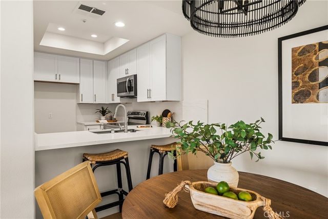 2960 Champion Way 2301, Tustin, CA 92782