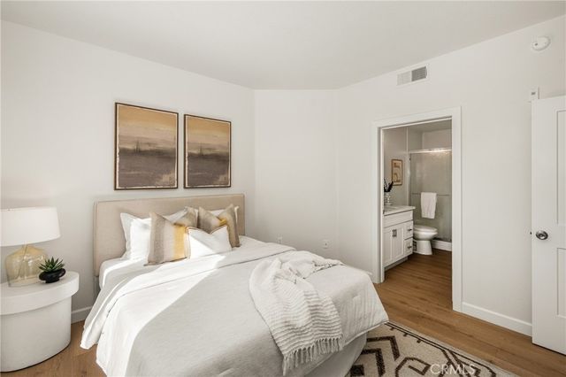 2960 Champion Way 2301, Tustin, CA 92782