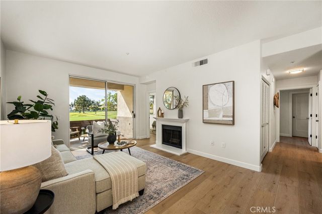 2960 Champion Way 2301, Tustin, CA 92782