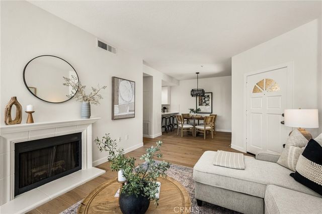 2960 Champion Way 2301, Tustin, CA 92782