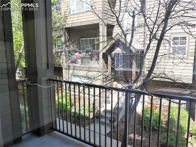 1054 Kara Ridge Point, Colorado Springs, CO 80907