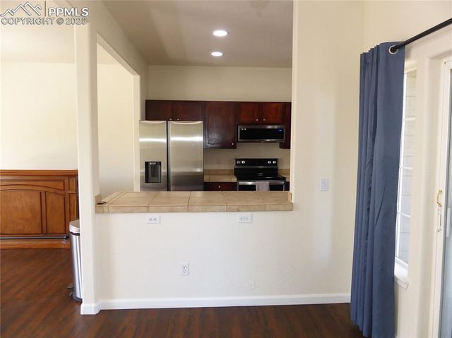 1054 Kara Ridge Point, Colorado Springs, CO 80907