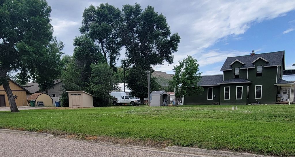 1121 FRONT STREET, FORT BENTON, MT 59442, FORT BENTON, MT Clearwater Properties