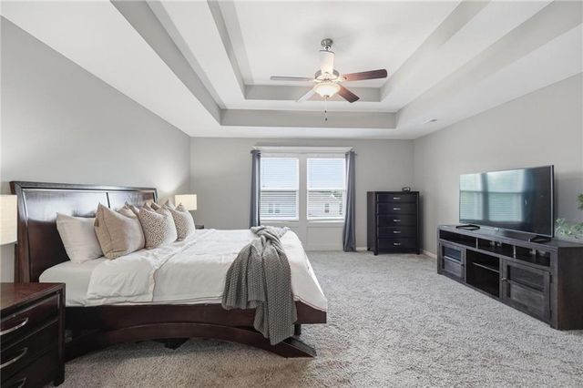 9419 NE 98th Terrace, Kansas City, MO 64157