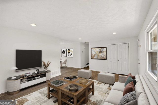 8845 Ashwood Drive, Riverdale, GA 30274