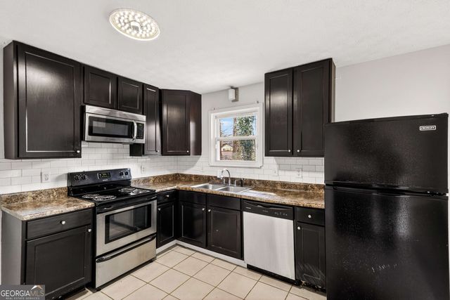 8845 Ashwood Drive, Riverdale, GA 30274