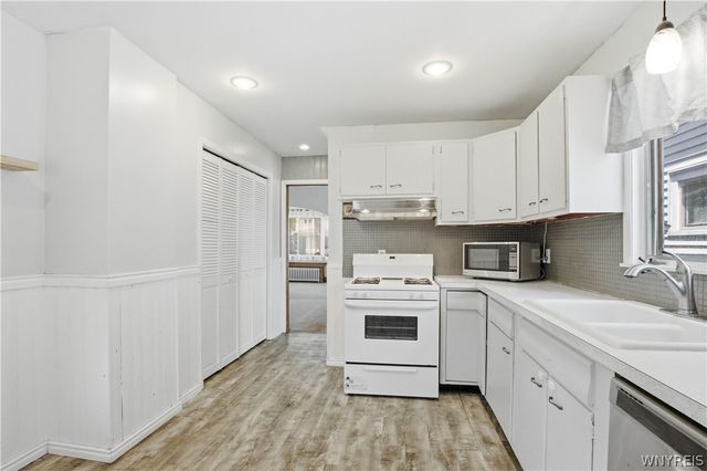 97 Edgewood Avenue, Buffalo, NY 14220