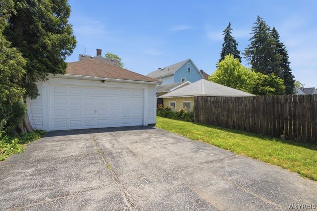 97 Edgewood Avenue, Buffalo, NY 14220
