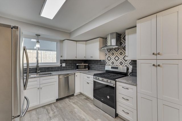 2009 Exeter Drive, Irving, TX 75062
