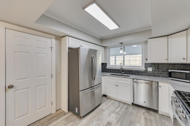 2009 Exeter Drive, Irving, TX 75062